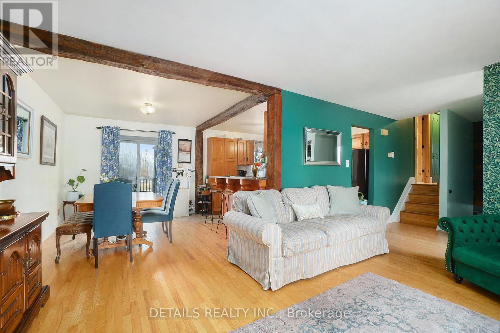 10083 MCINTYRE ROAD Image 6