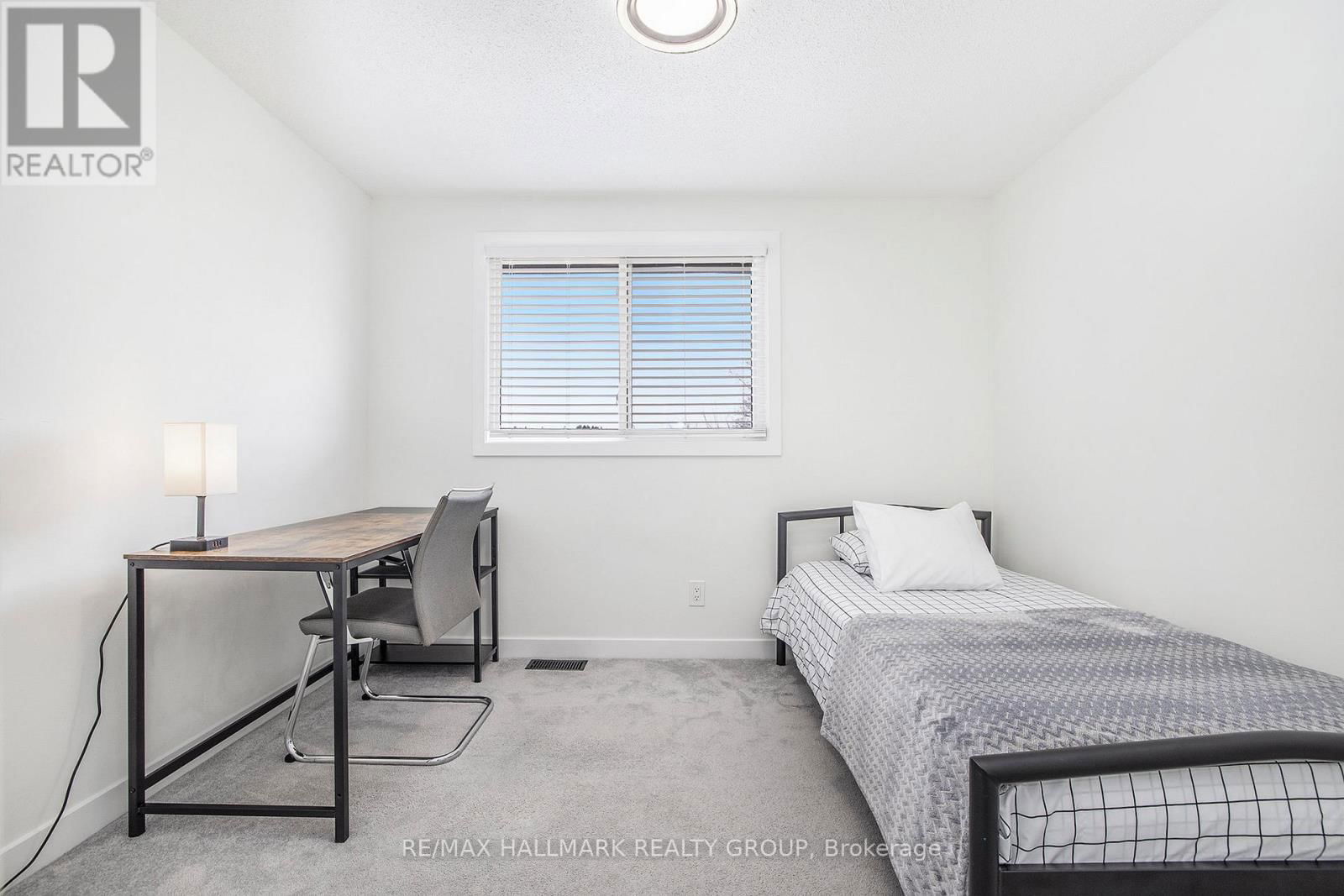 97 PICKFORD DRIVE Image 20