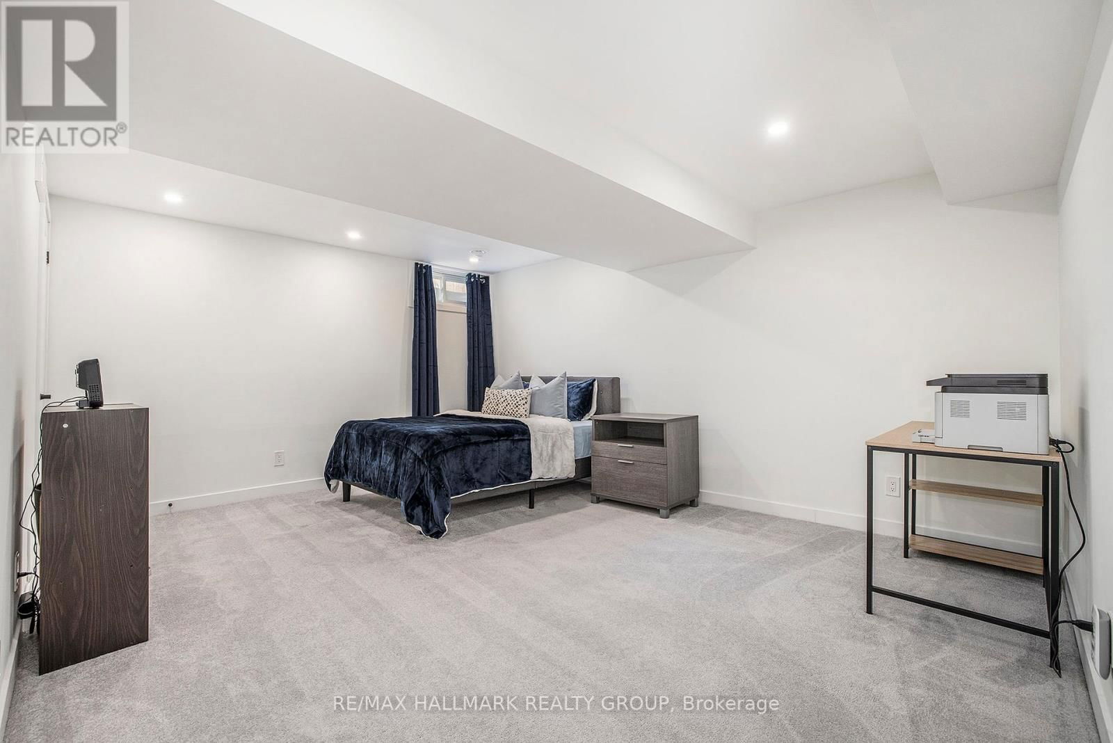97 PICKFORD DRIVE Image 24
