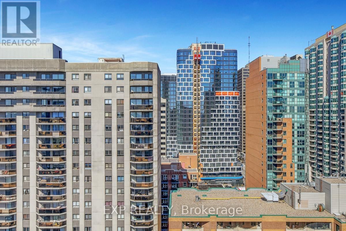 1610 - 224 LYON STREET NORTH Image 30