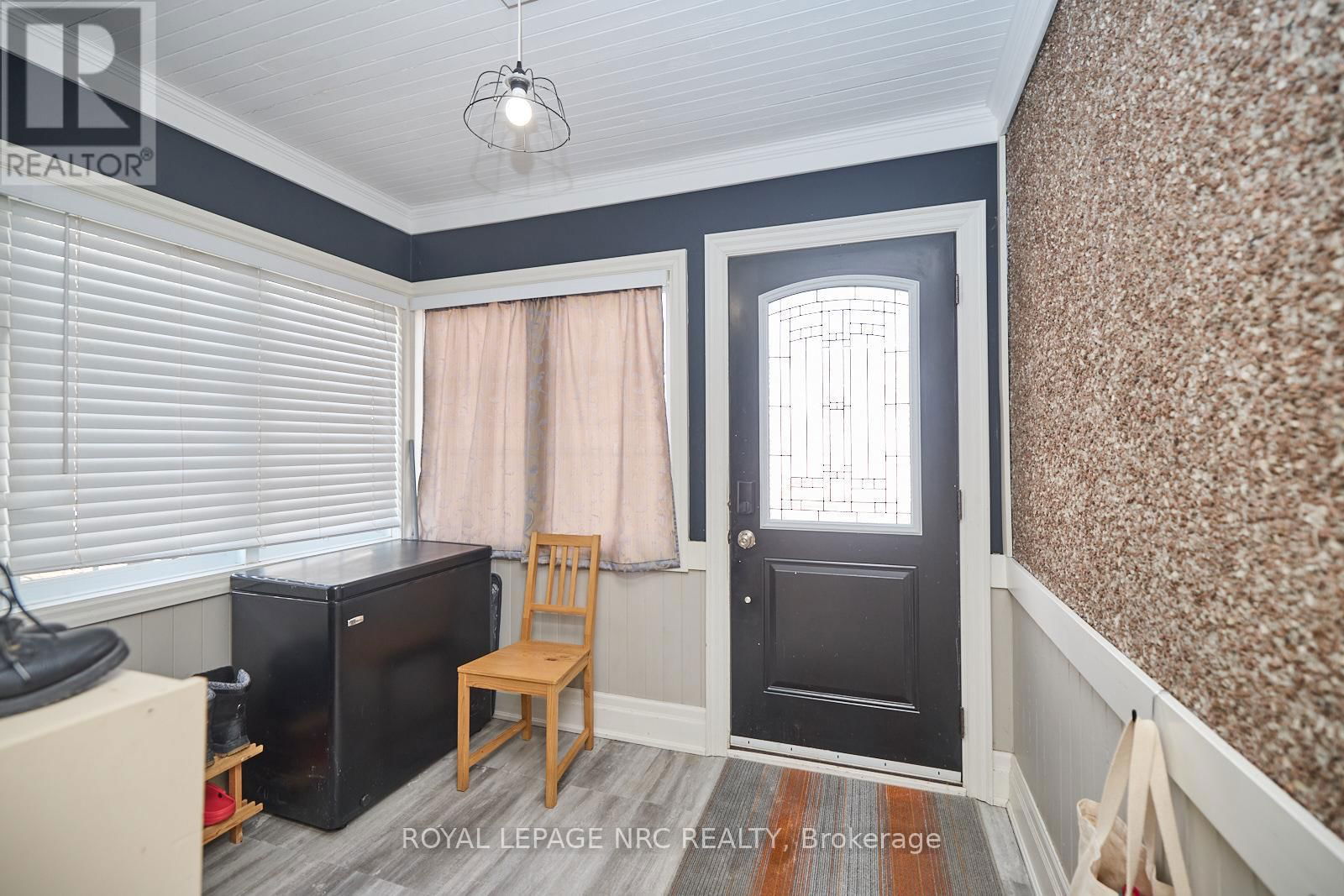 92 DUFFERIN STREET Image 11