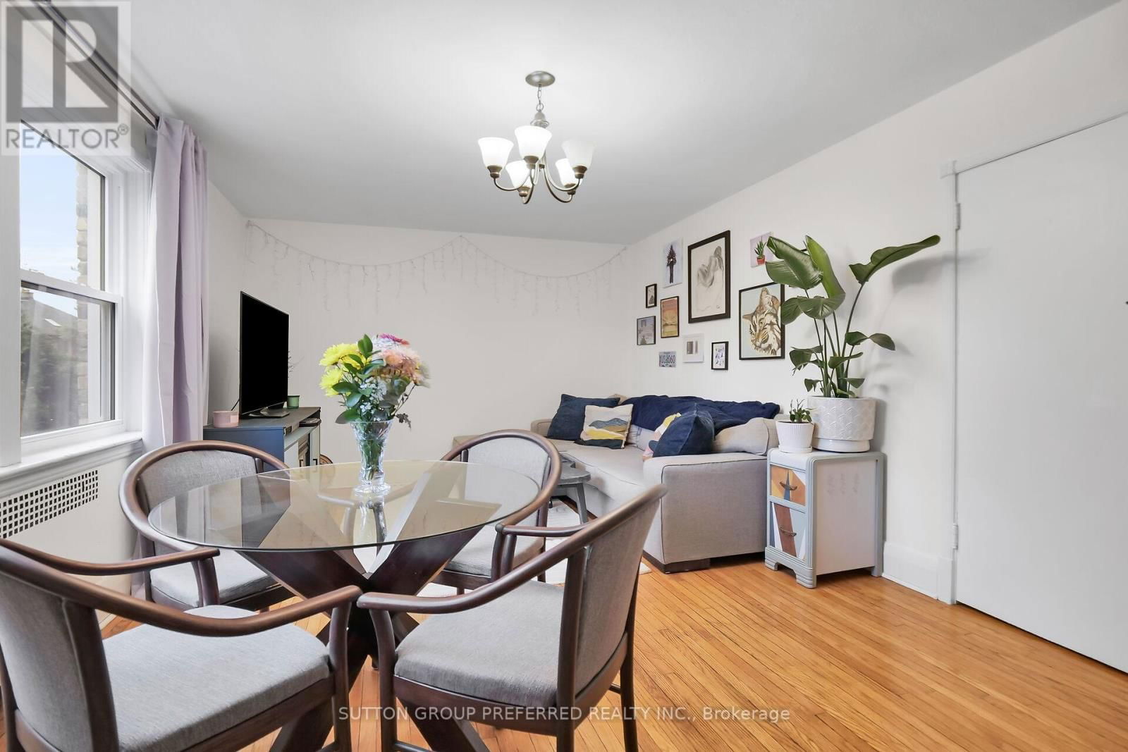 137 WINDSOR CRESCENT Image 7