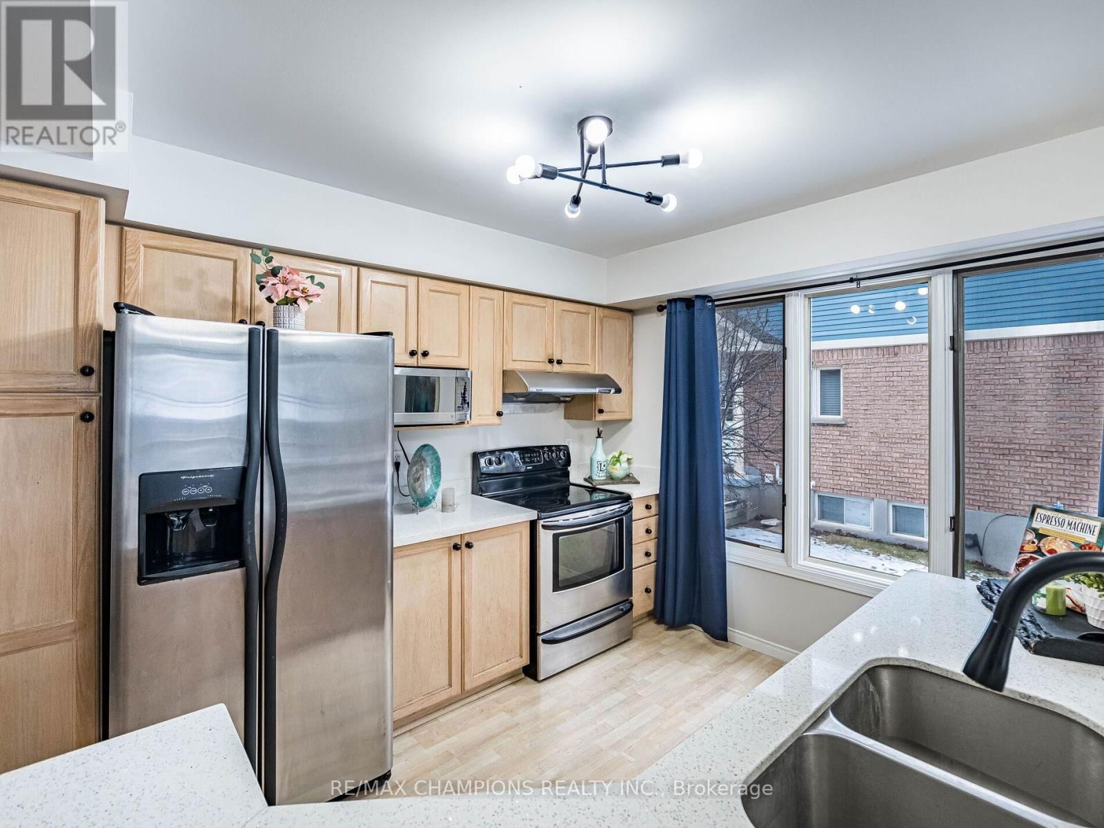 59 - 941 GORDON STREET Image 16