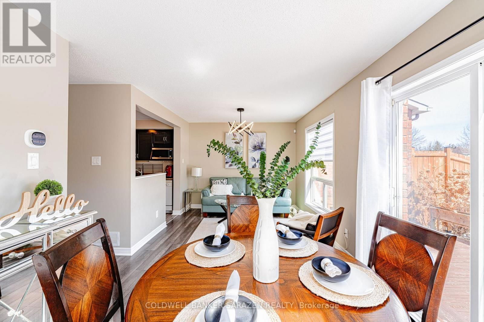 48 BLACKDOME CRESCENT Image 18