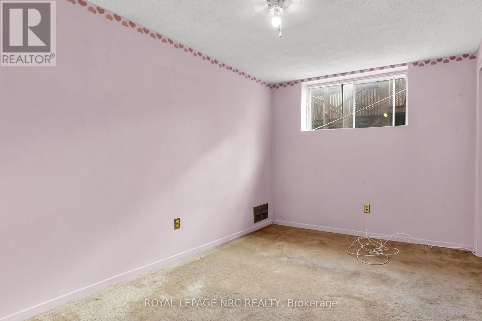 52 ST GEORGE STREET Image 21