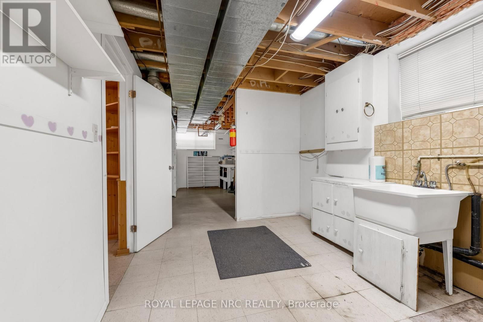 52 ST GEORGE STREET Image 24