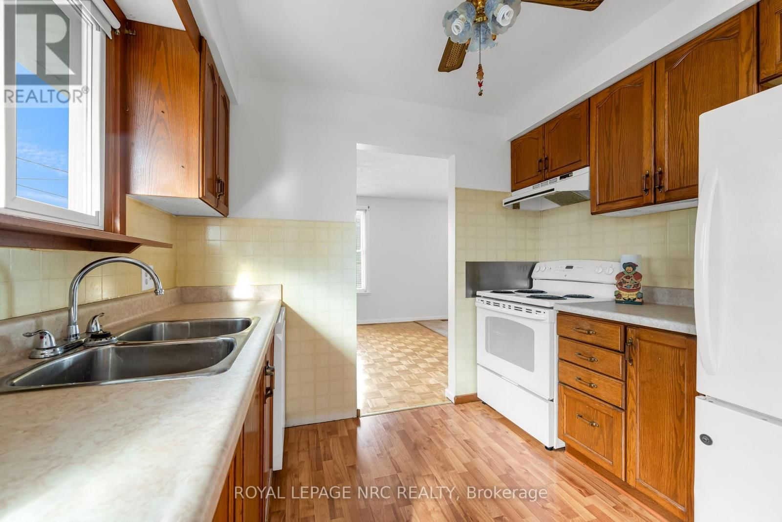 52 ST GEORGE STREET Image 3