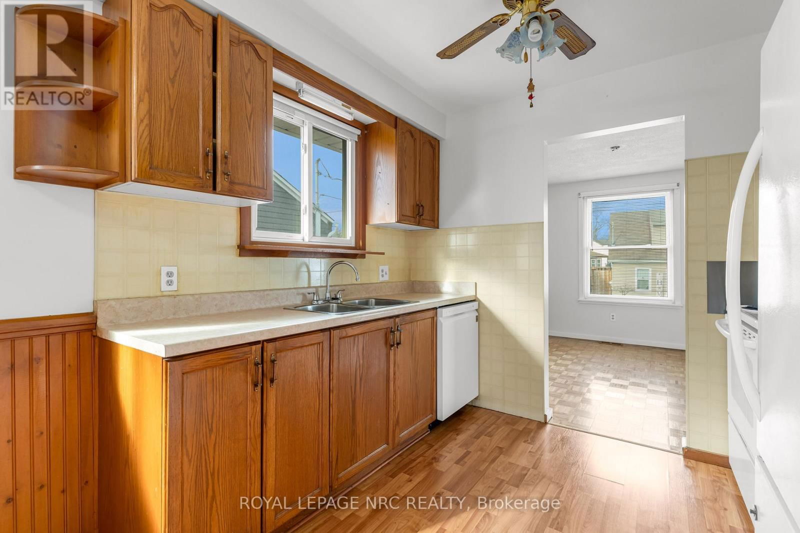 52 ST GEORGE STREET Image 4