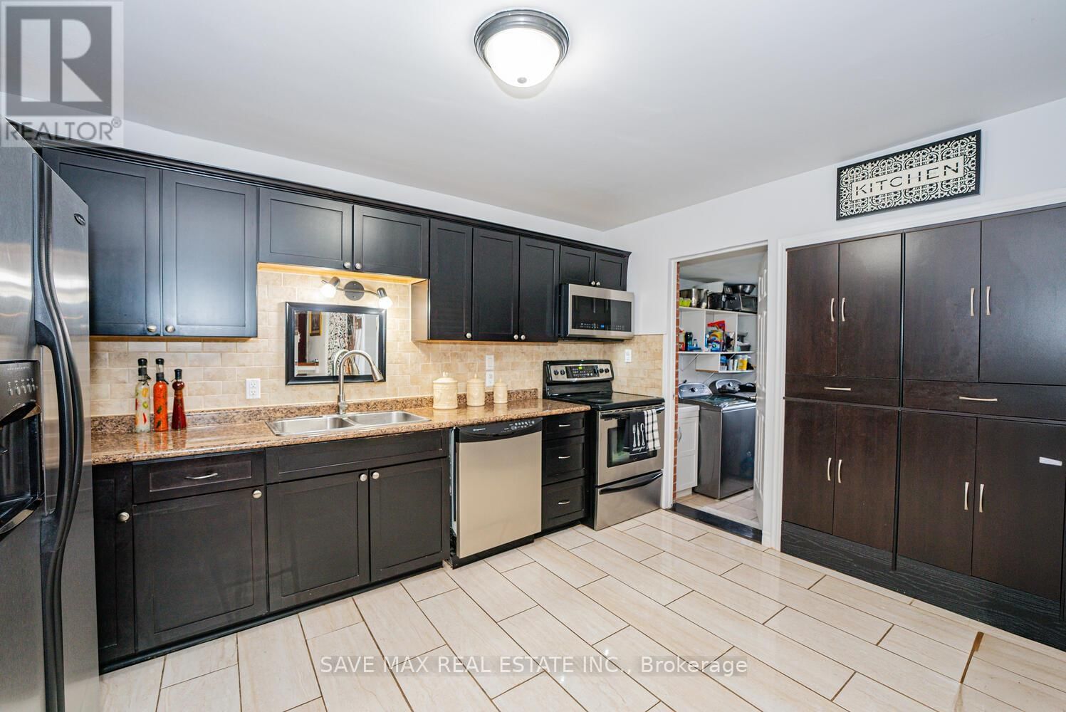 9620 WELLINGTON ROAD 42 Image 25