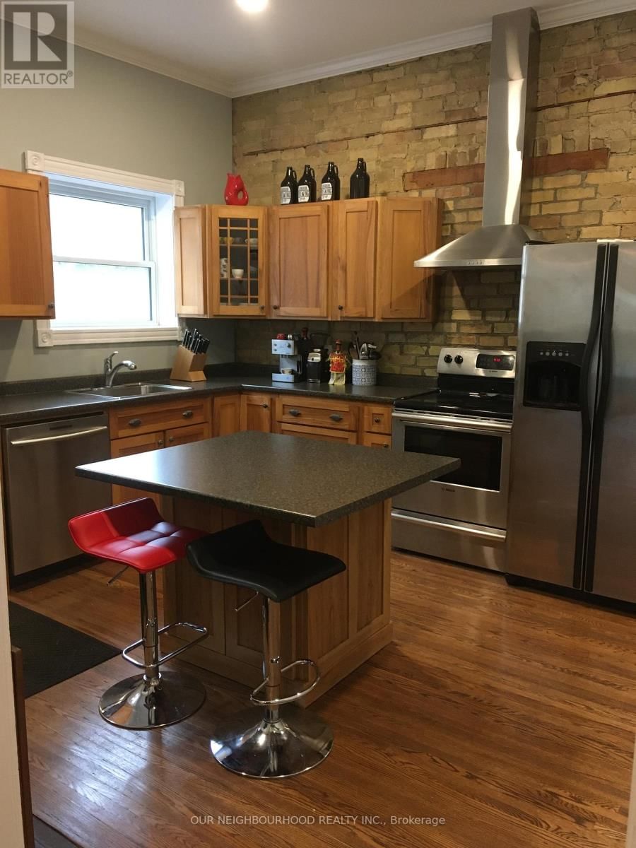 525 QUEBEC STREET Image 14