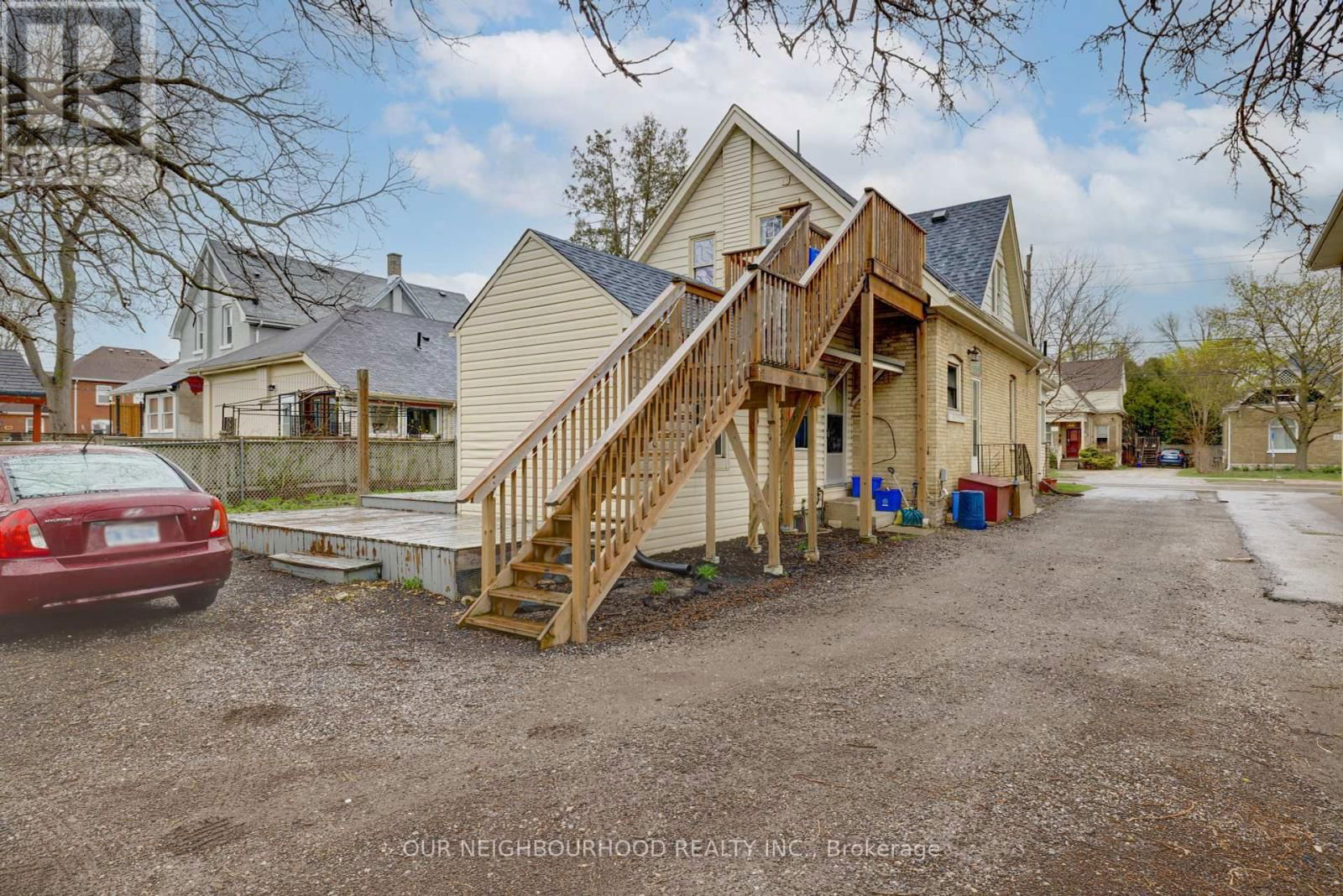 525 QUEBEC STREET Image 4