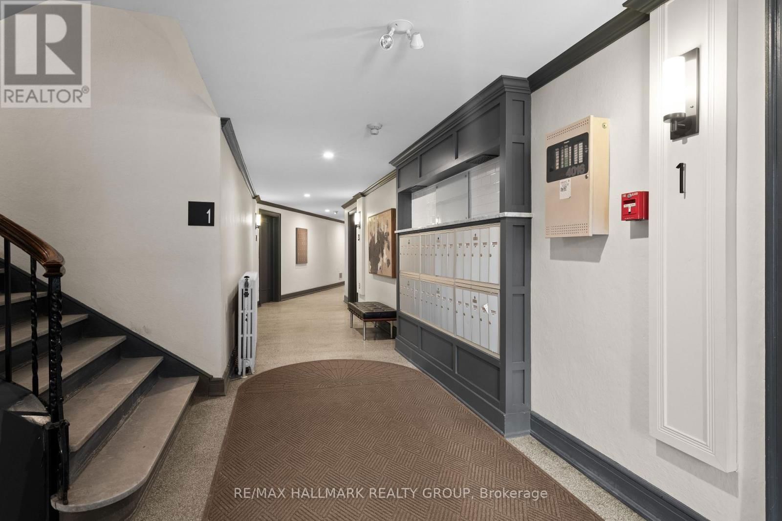 9 - 612 BANK STREET Image 2