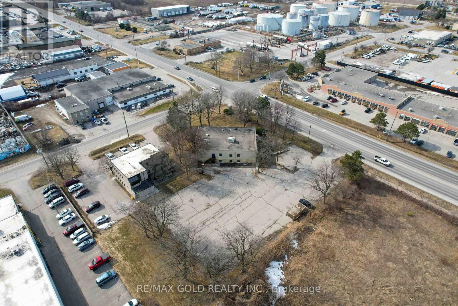 2109 OXFORD STREET EAST Image 19