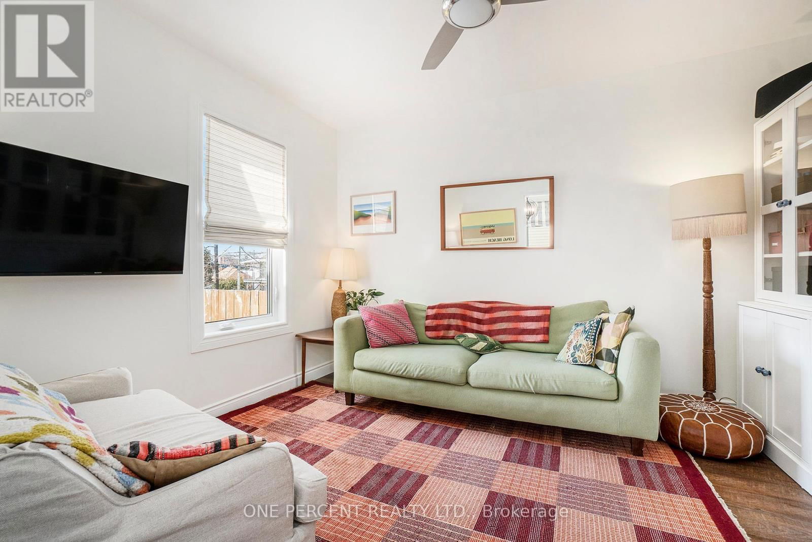 266 BRADLEY AVENUE Image 16