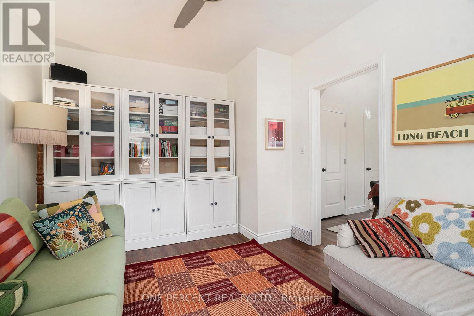 266 BRADLEY AVENUE Image 17