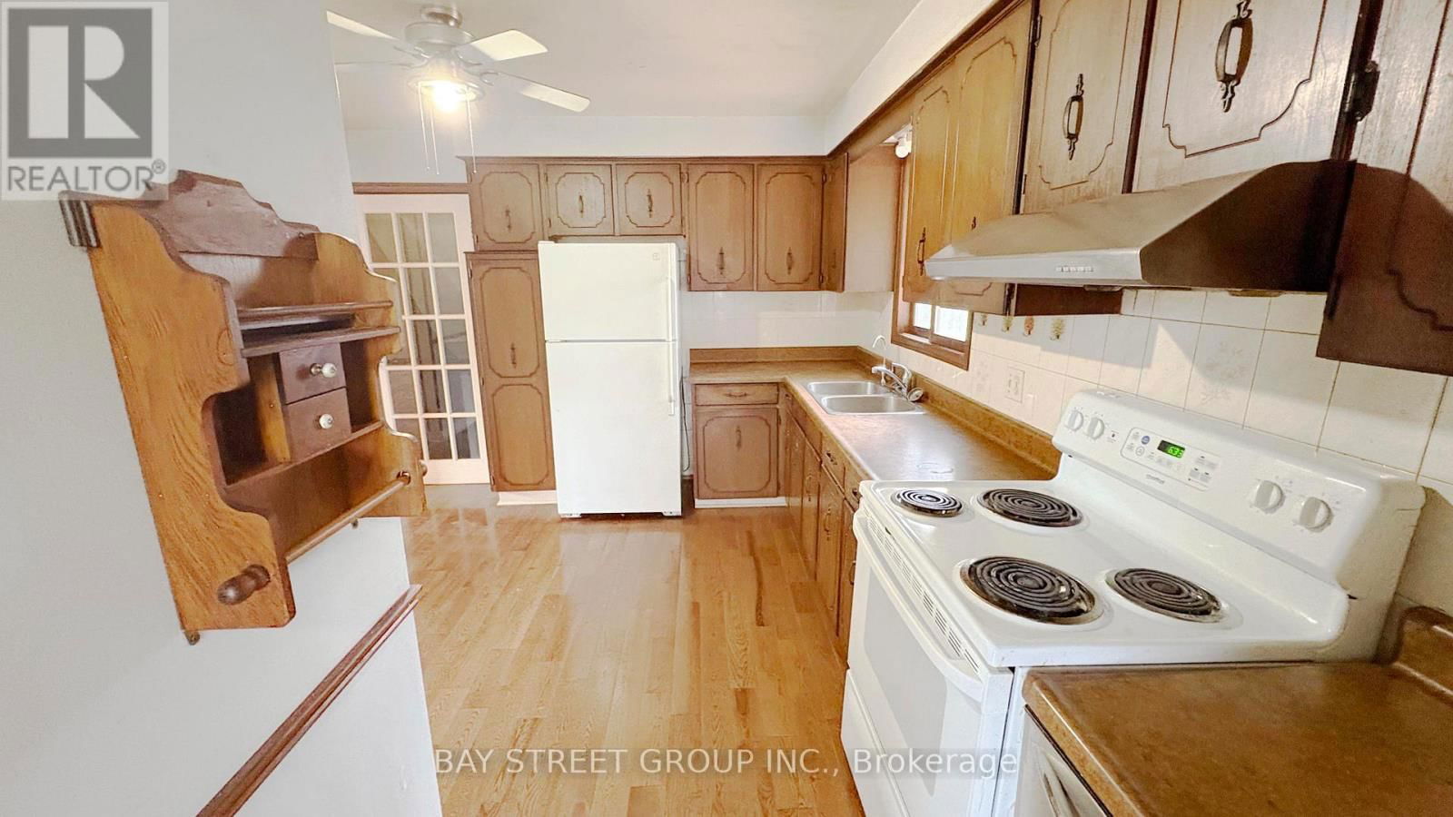 28 ROEHAMPTON AVENUE Image 4