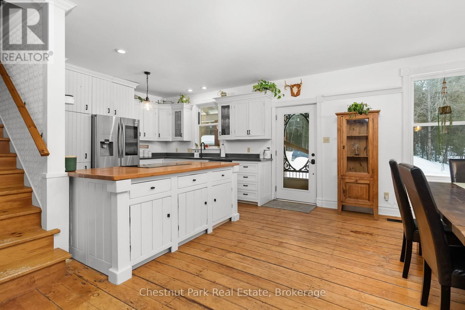 1236 BUTTER & EGG ROAD Image 37