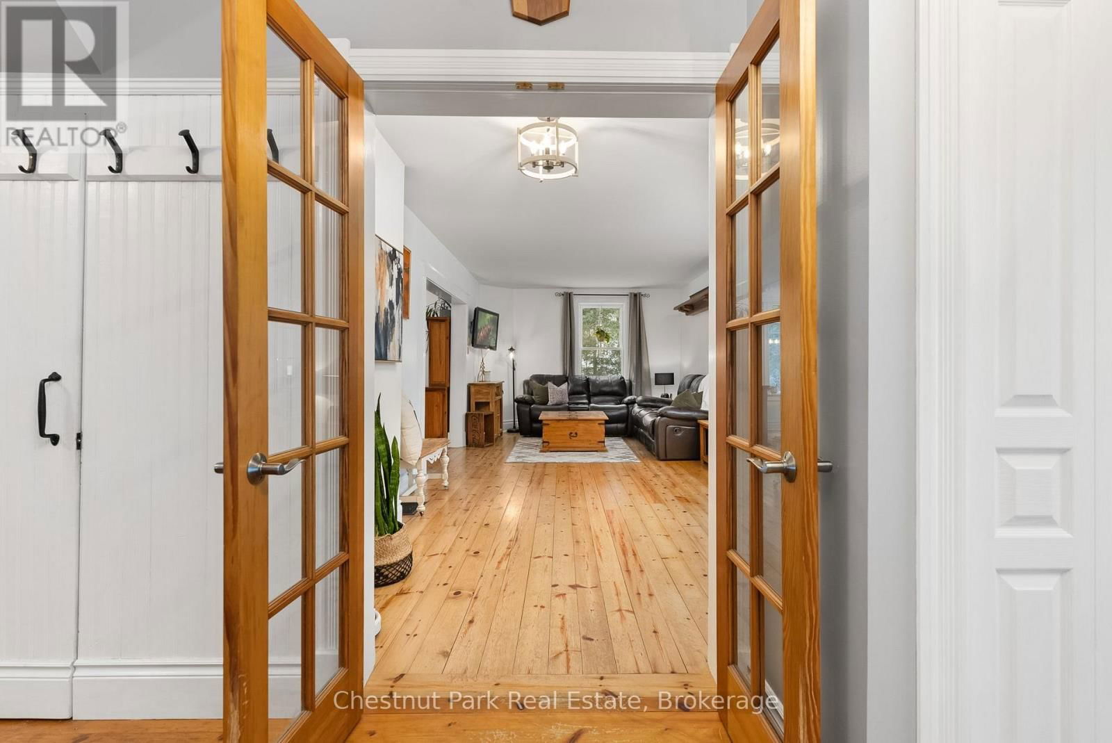 1236 BUTTER & EGG ROAD Image 41