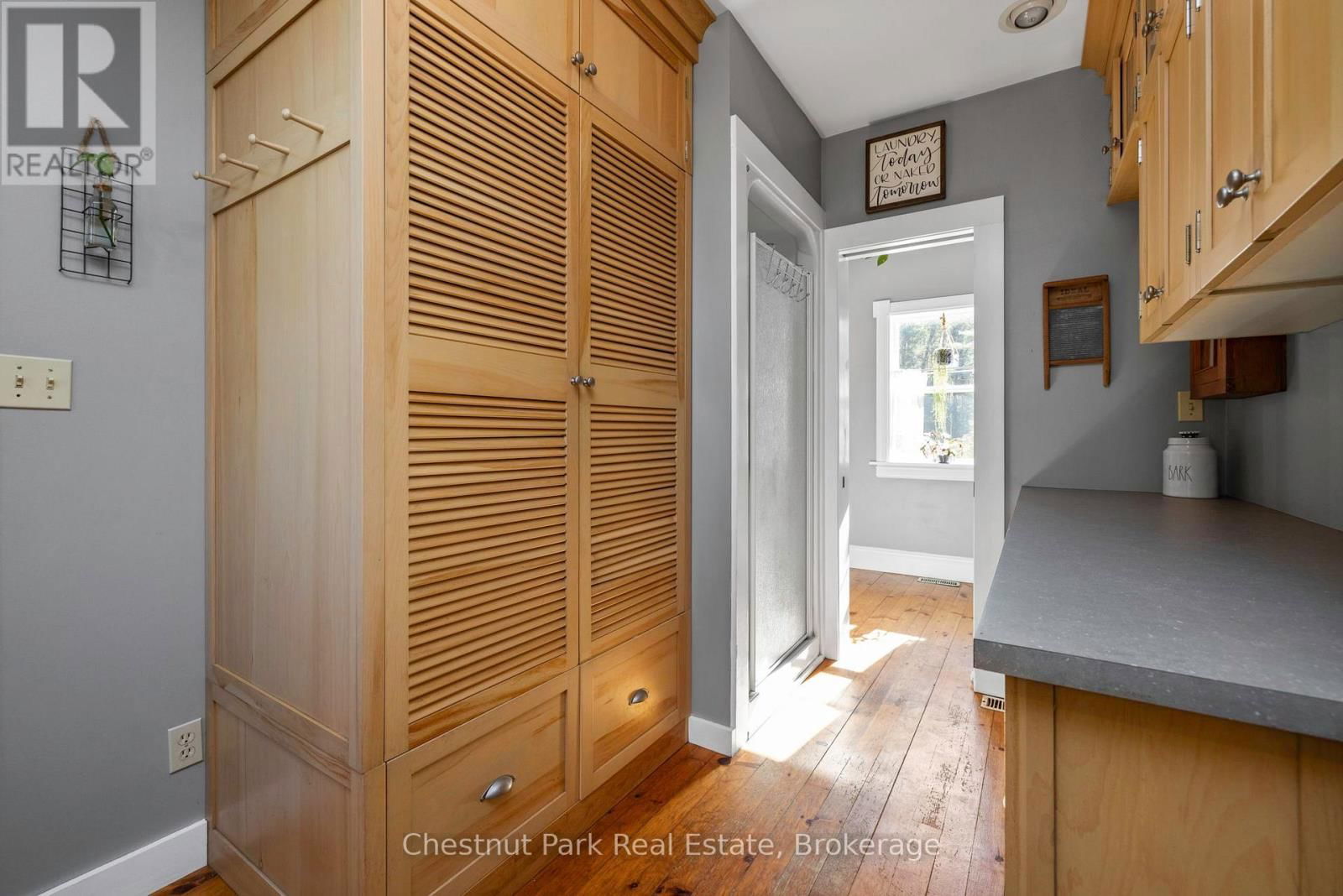 1236 BUTTER & EGG ROAD Image 44