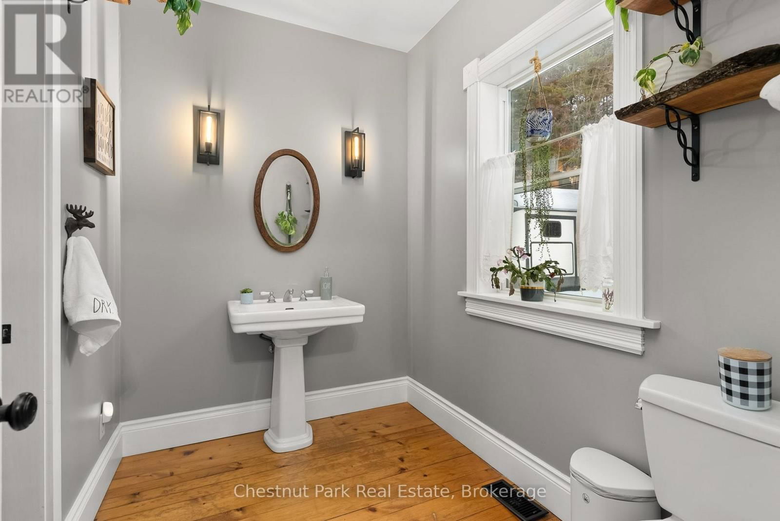 1236 BUTTER & EGG ROAD Image 45