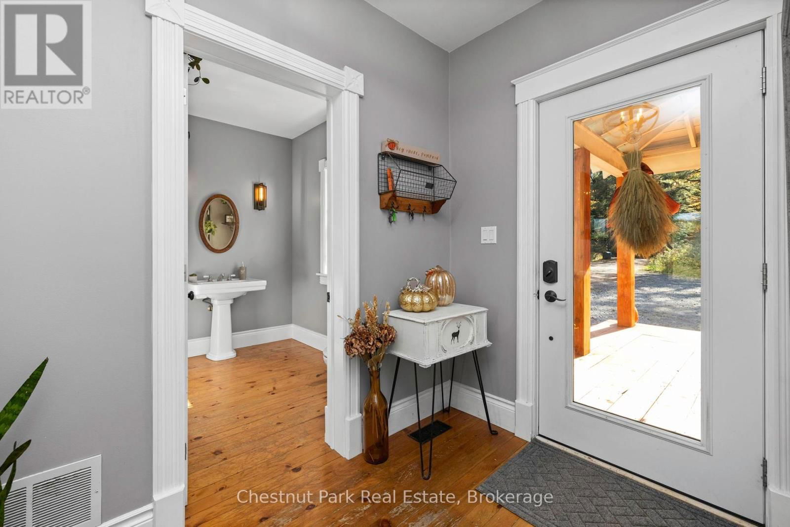 1236 BUTTER & EGG ROAD Image 9