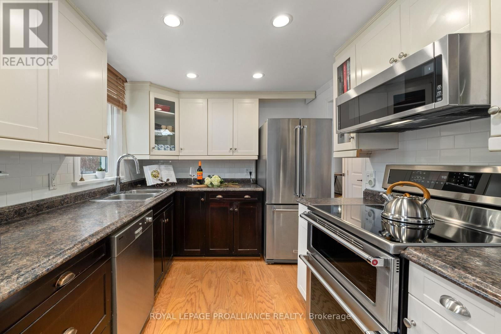 34 RIDLEY STREET Image 24