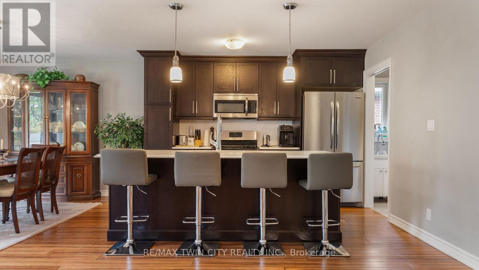 134 ANGLER AVENUE Image 16