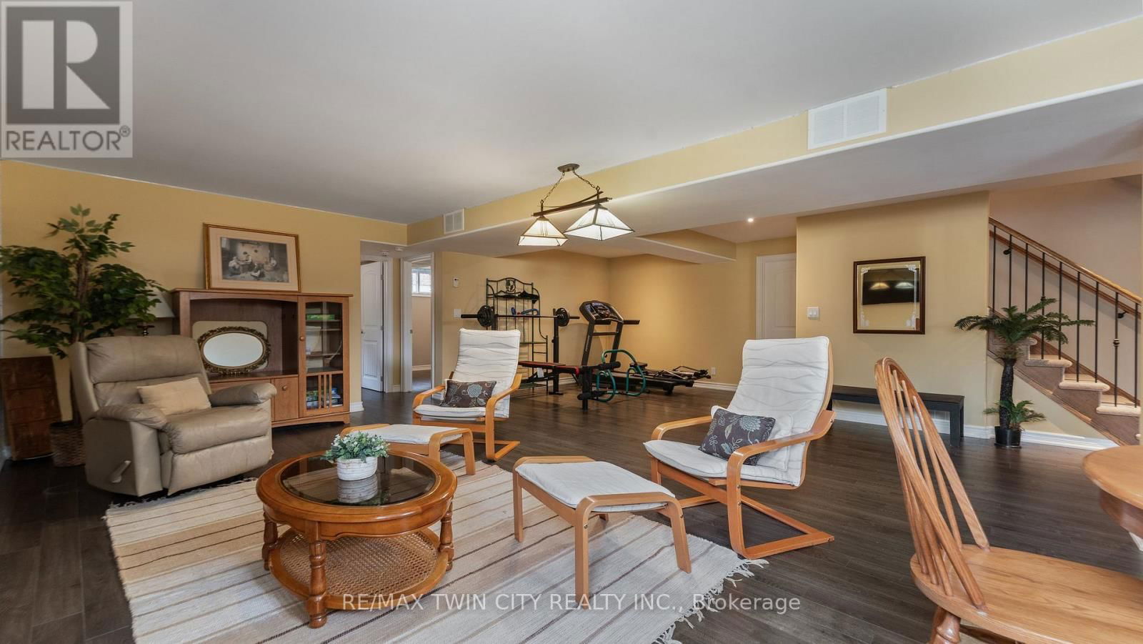 134 ANGLER AVENUE Image 29