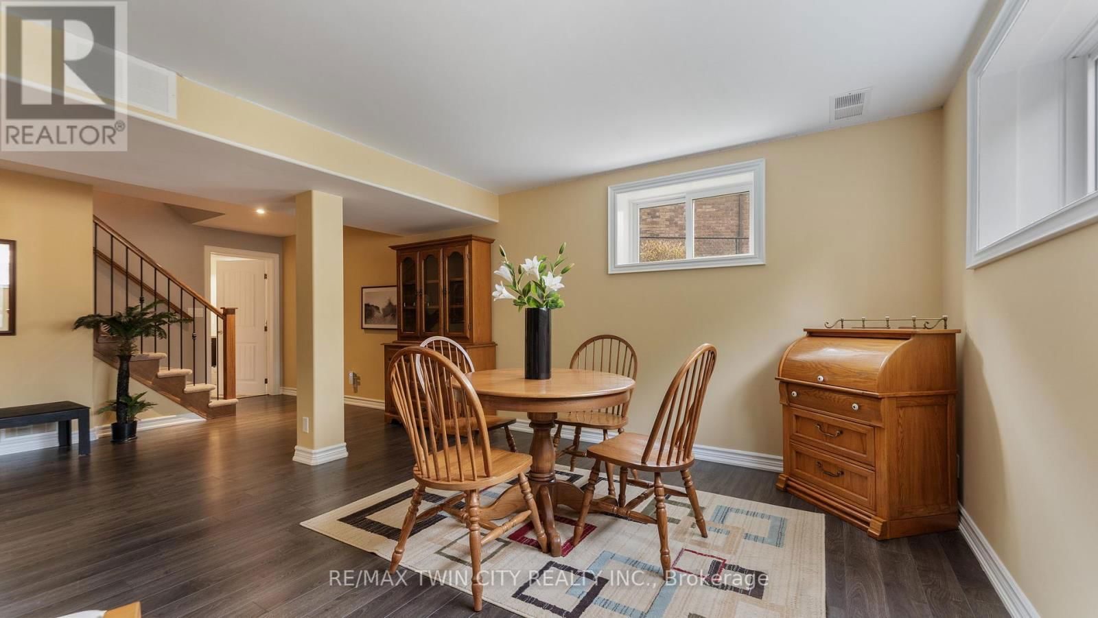 134 ANGLER AVENUE Image 30