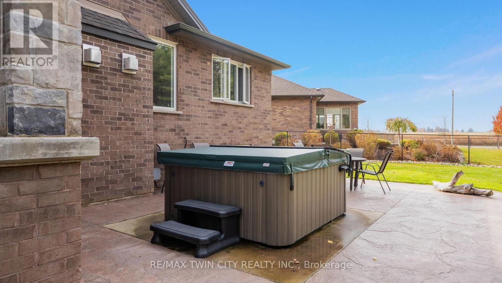 134 ANGLER AVENUE Image 38