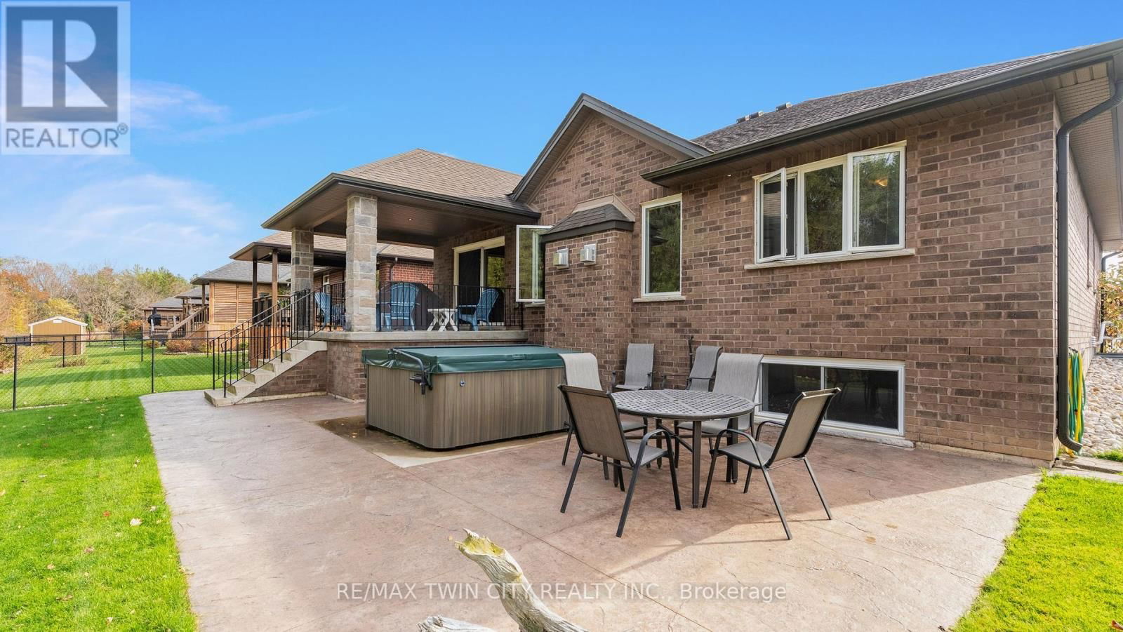 134 ANGLER AVENUE Image 39