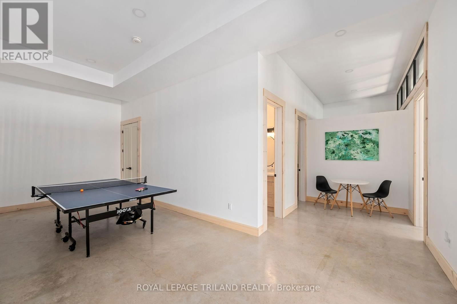 164 BRAYSIDE STREET Image 25