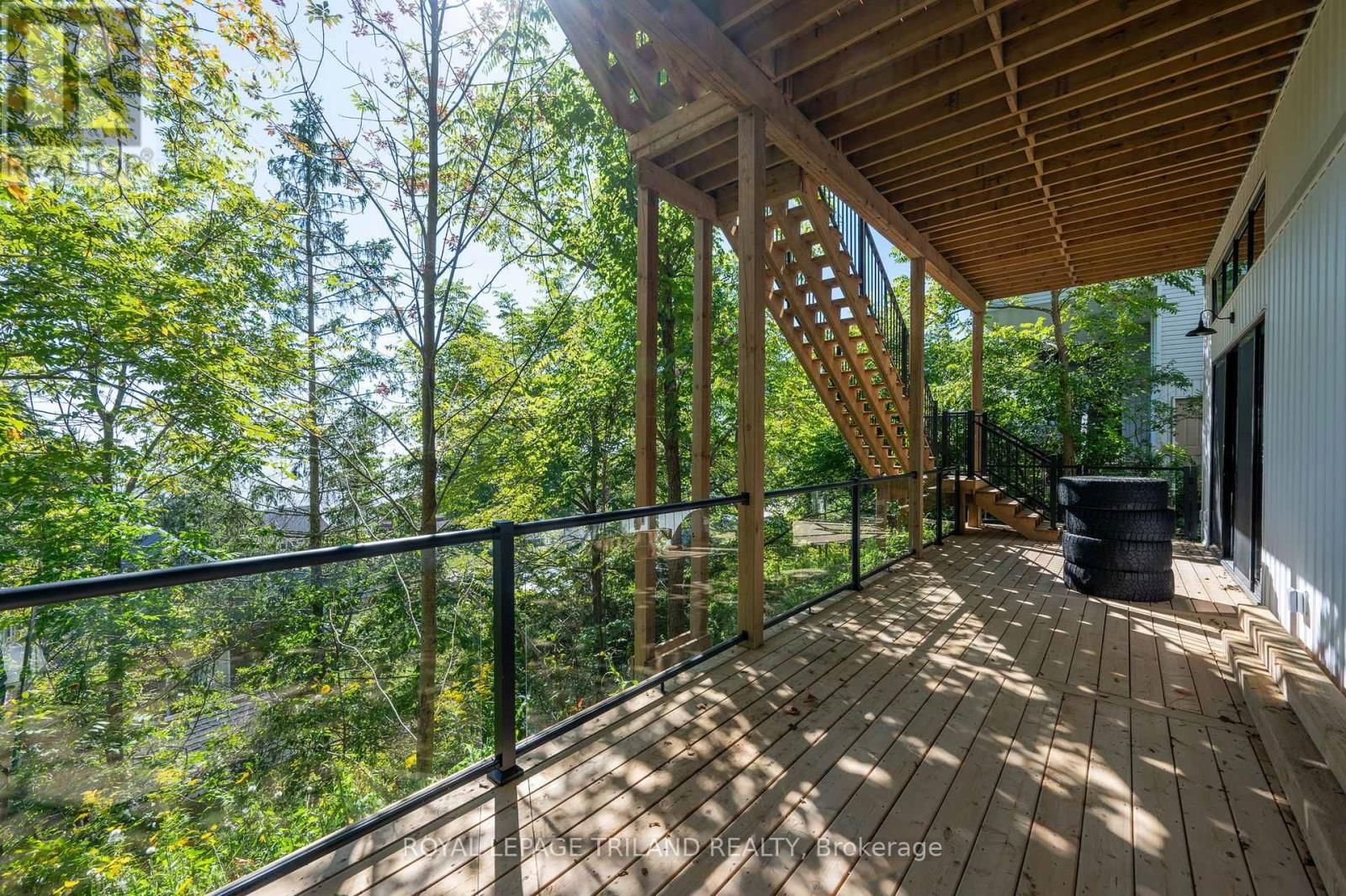 164 BRAYSIDE STREET Image 36