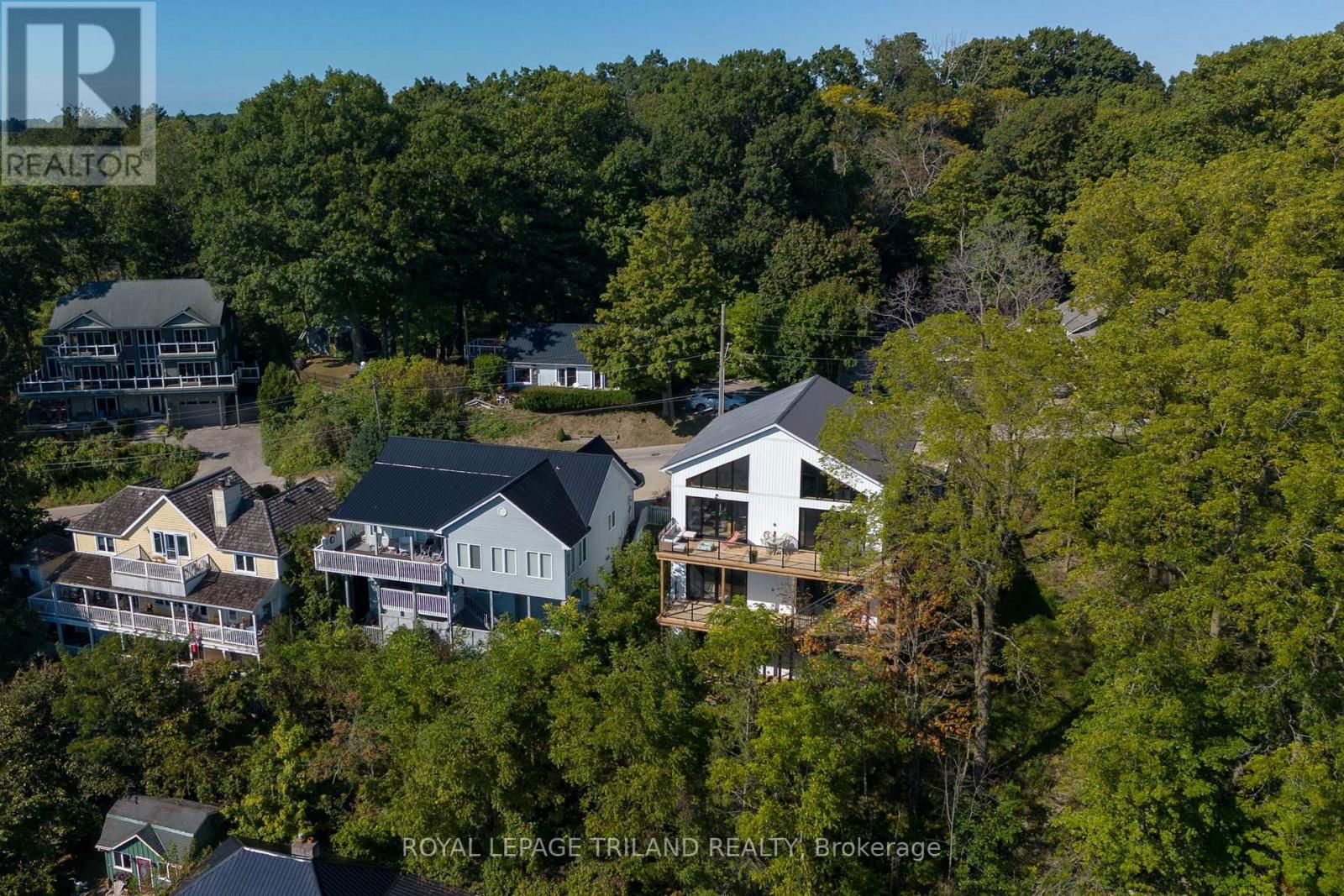 164 BRAYSIDE STREET Image 42