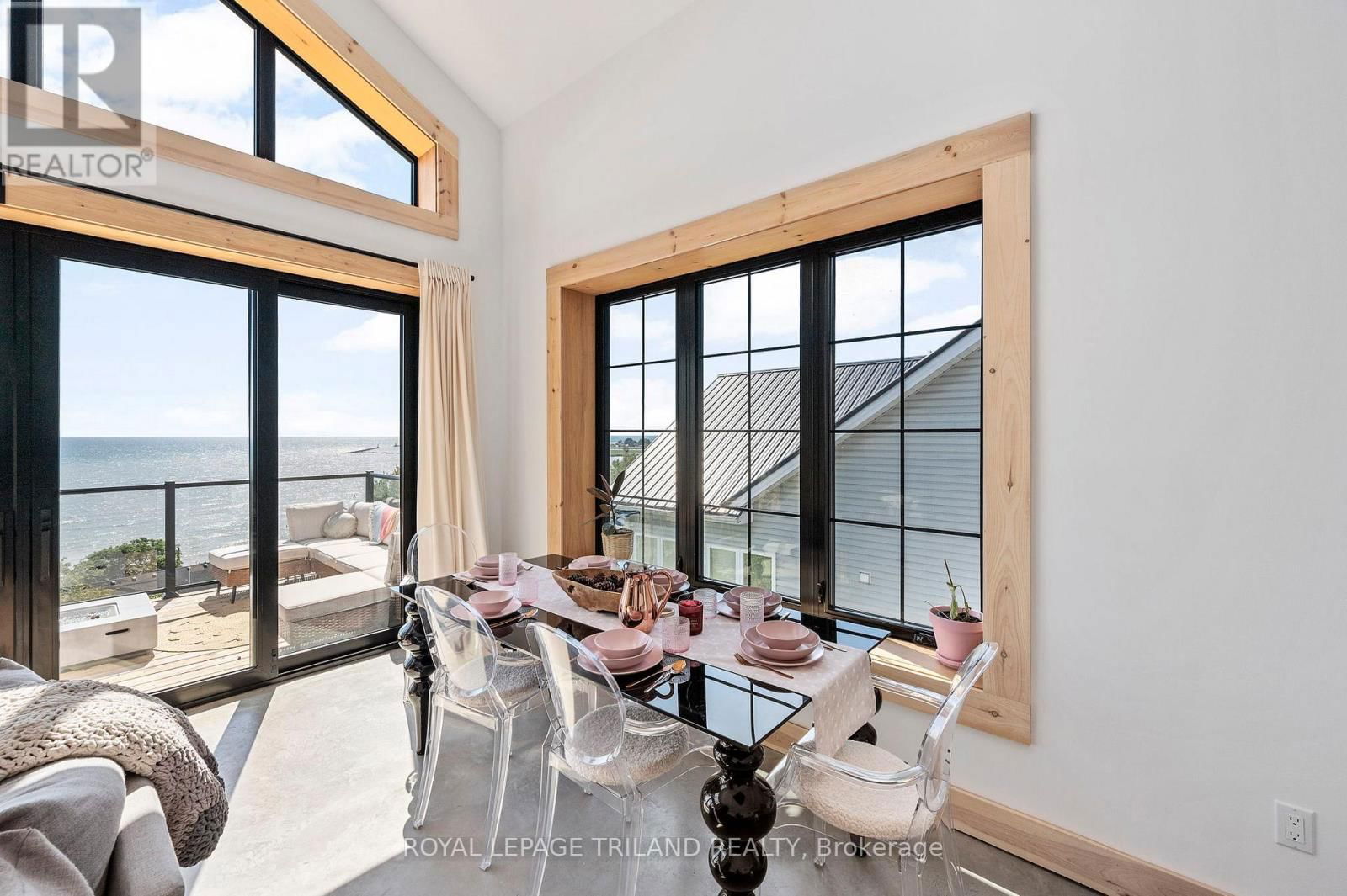 164 BRAYSIDE STREET Image 7
