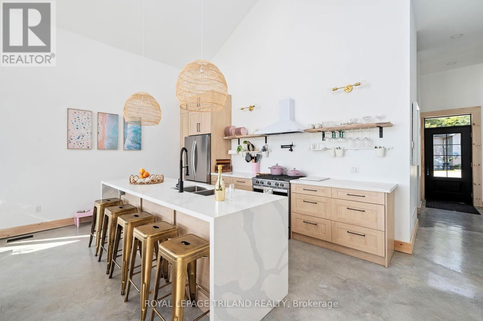 164 BRAYSIDE STREET Image 9
