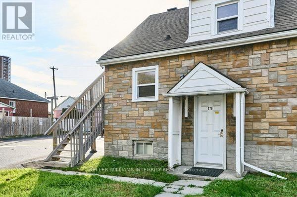 276 MCARTHUR AVENUE Image 10