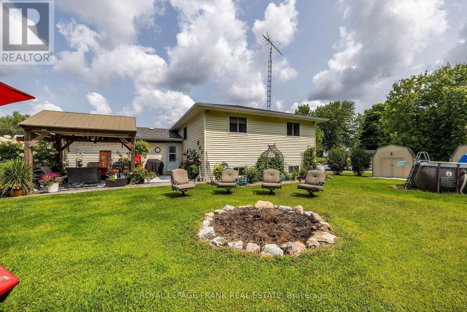 4 SHELLEY DRIVE Image 10