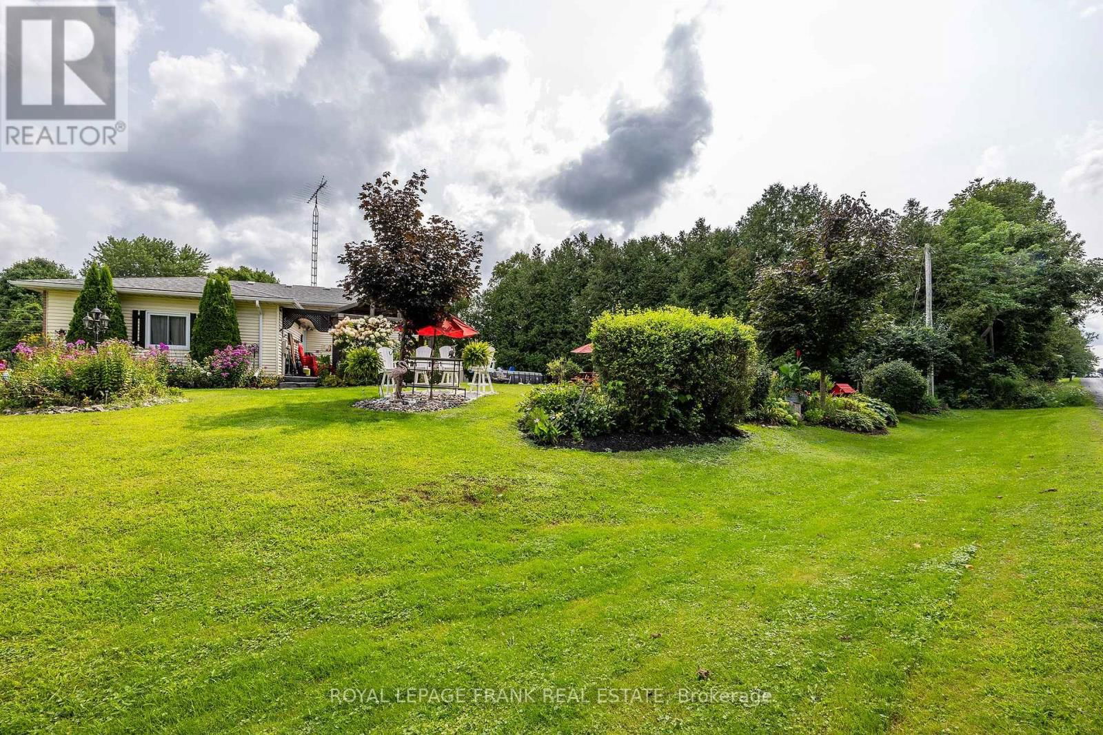 4 SHELLEY DRIVE Image 33