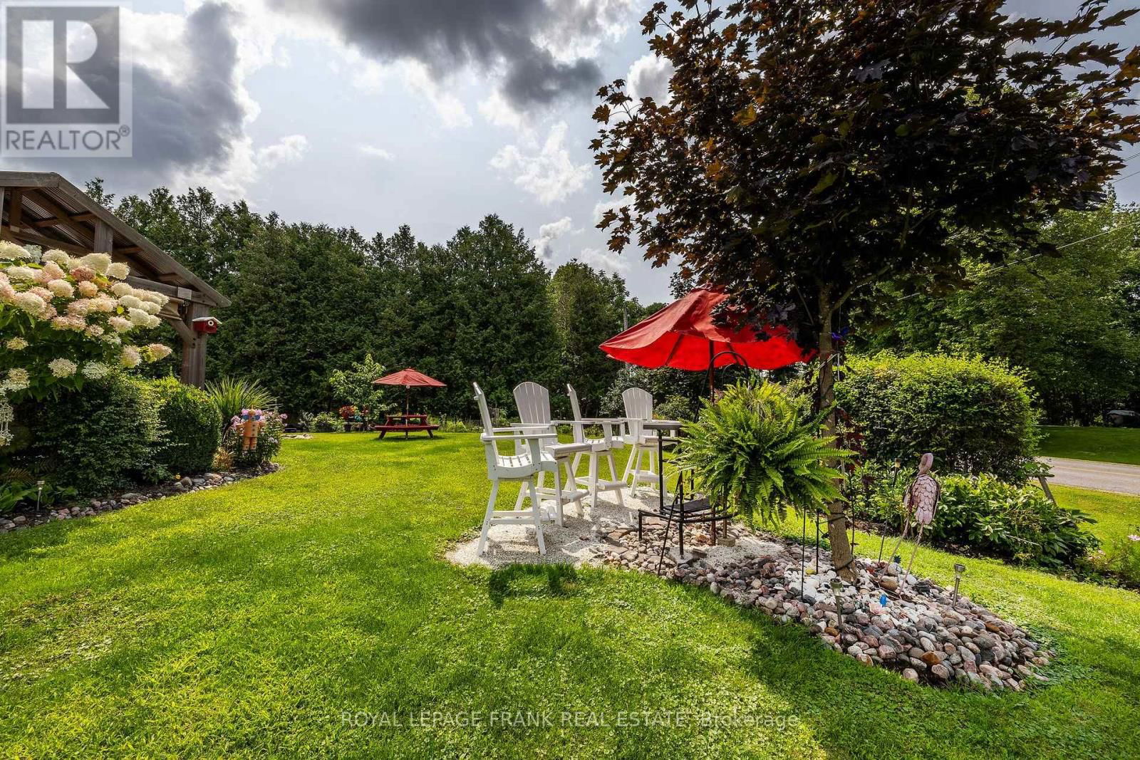 4 SHELLEY DRIVE Image 34