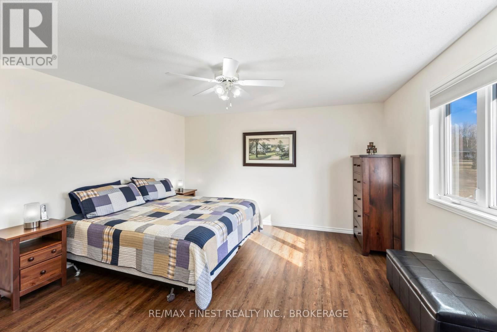 4360 ASHWOOD DRIVE Image 19