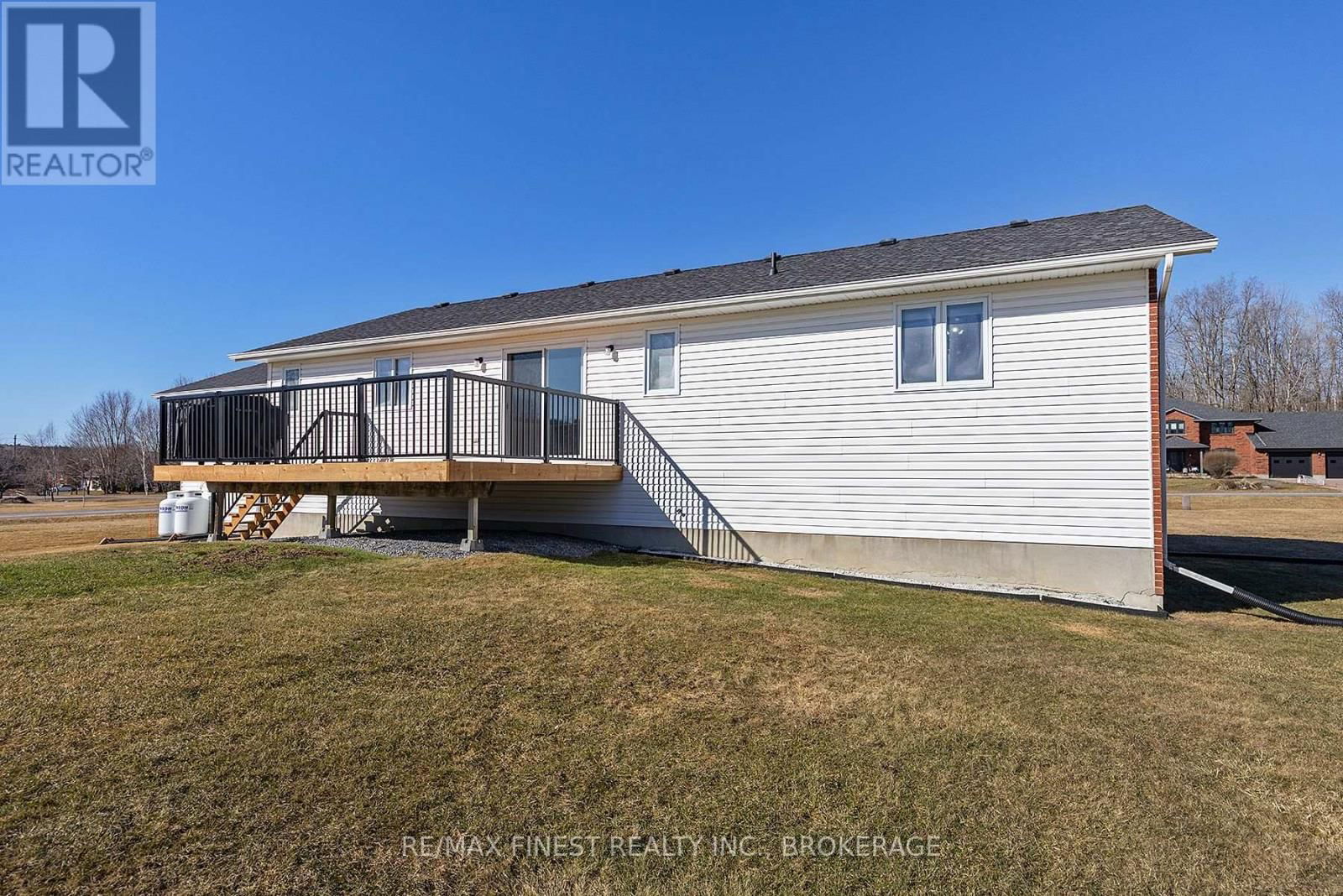 4360 ASHWOOD DRIVE Image 44