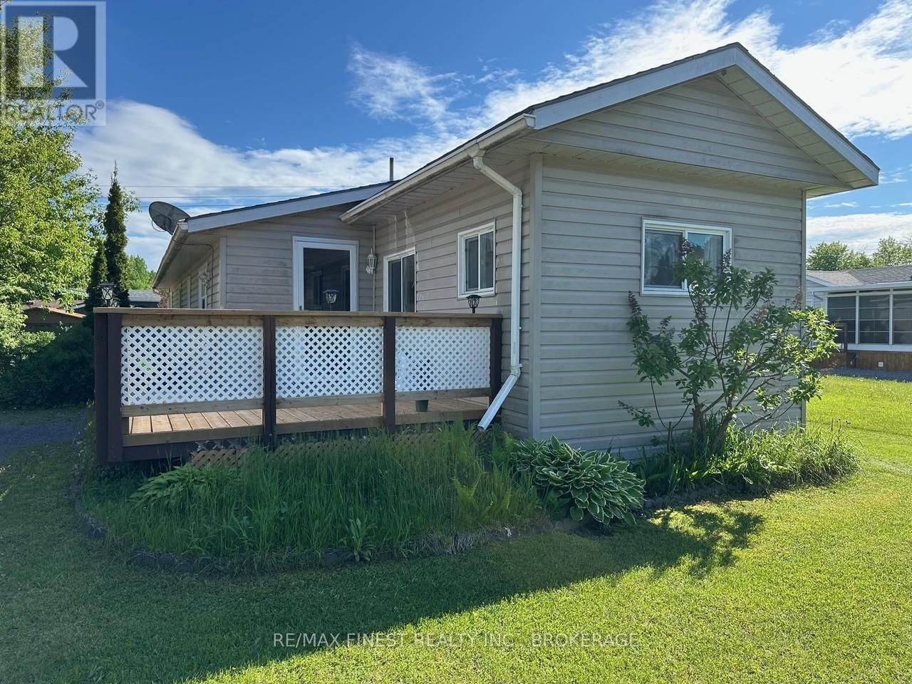 4425 FRONT STREET Image 1