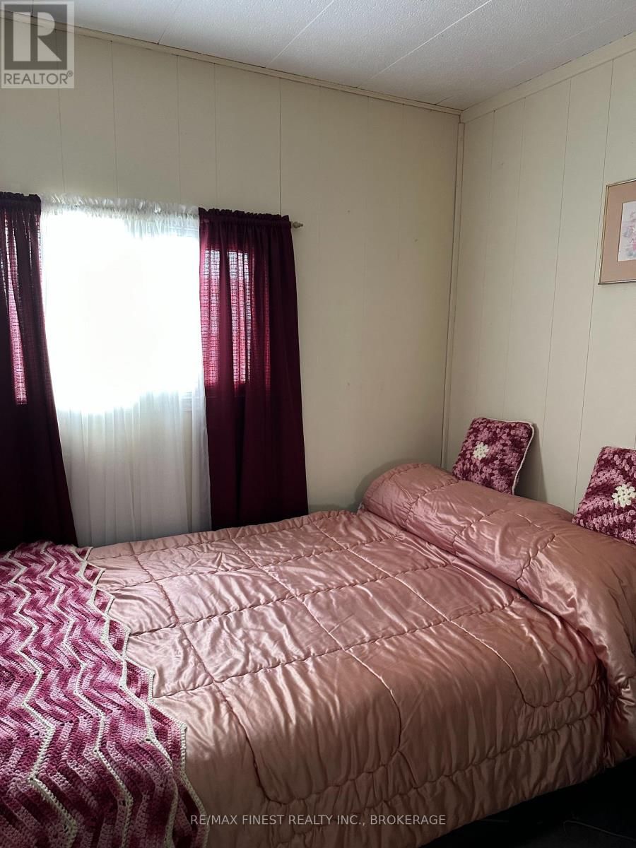 4425 FRONT STREET Image 12