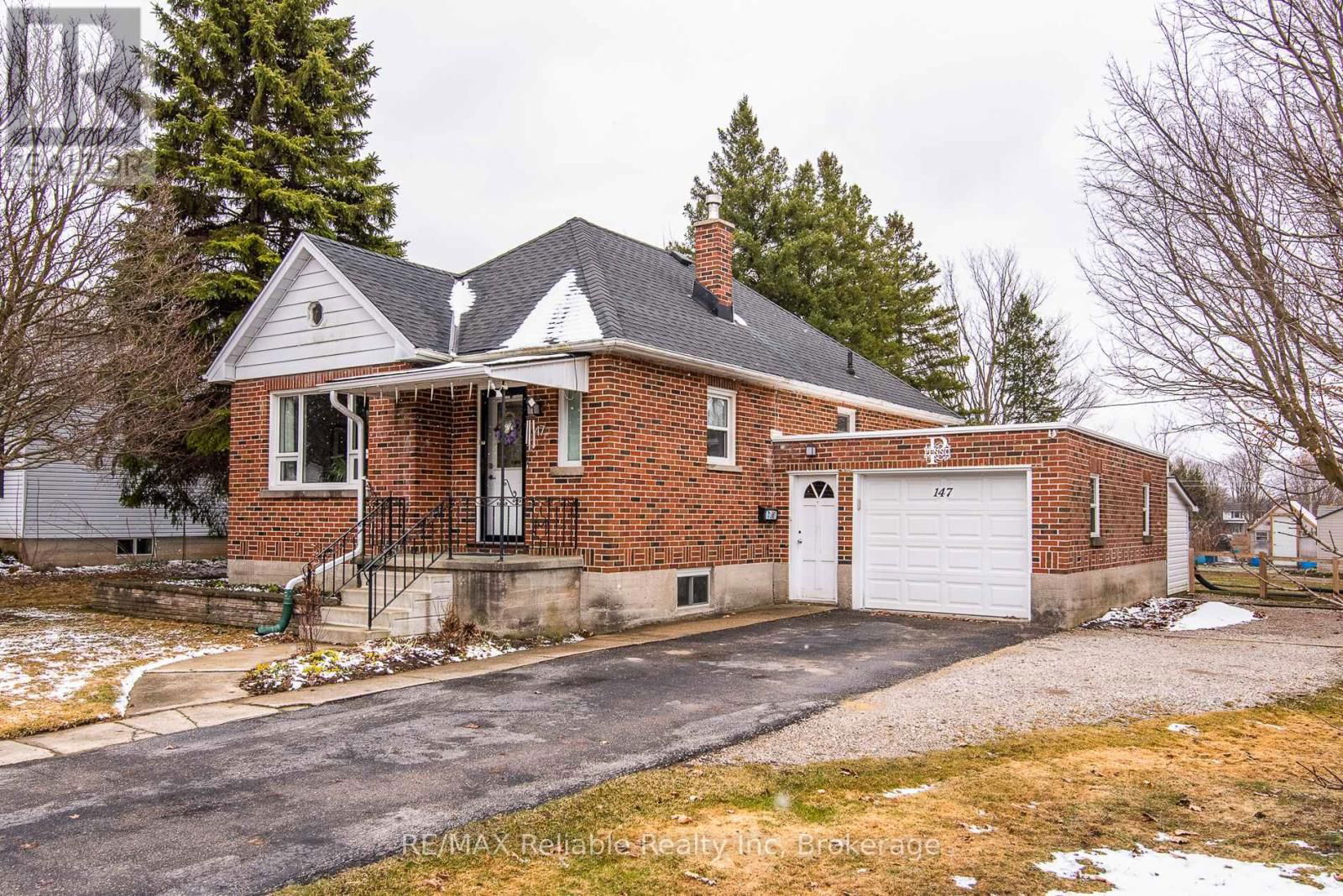 147 GODERICH STREET WEST Image 4