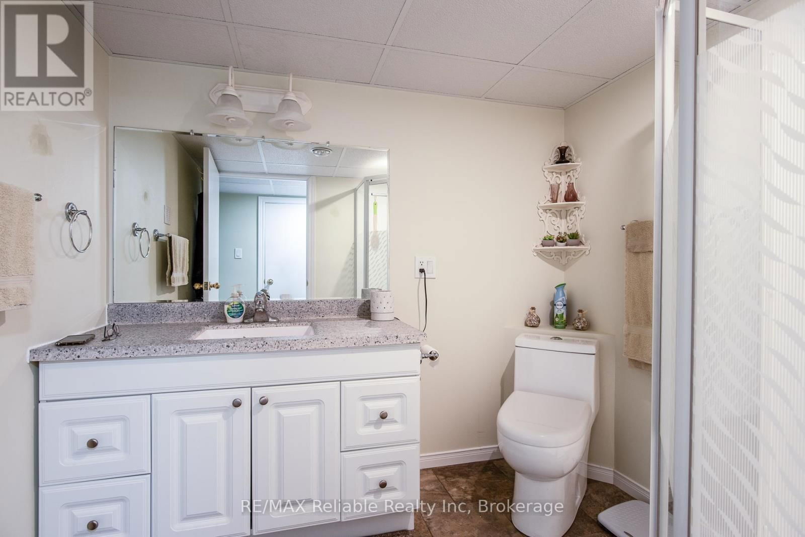 147 GODERICH STREET WEST Image 43