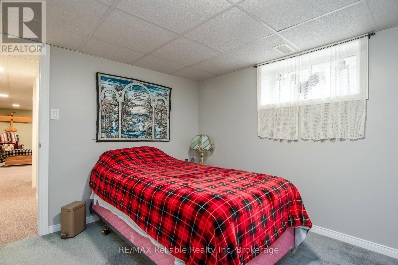 147 GODERICH STREET WEST Image 45