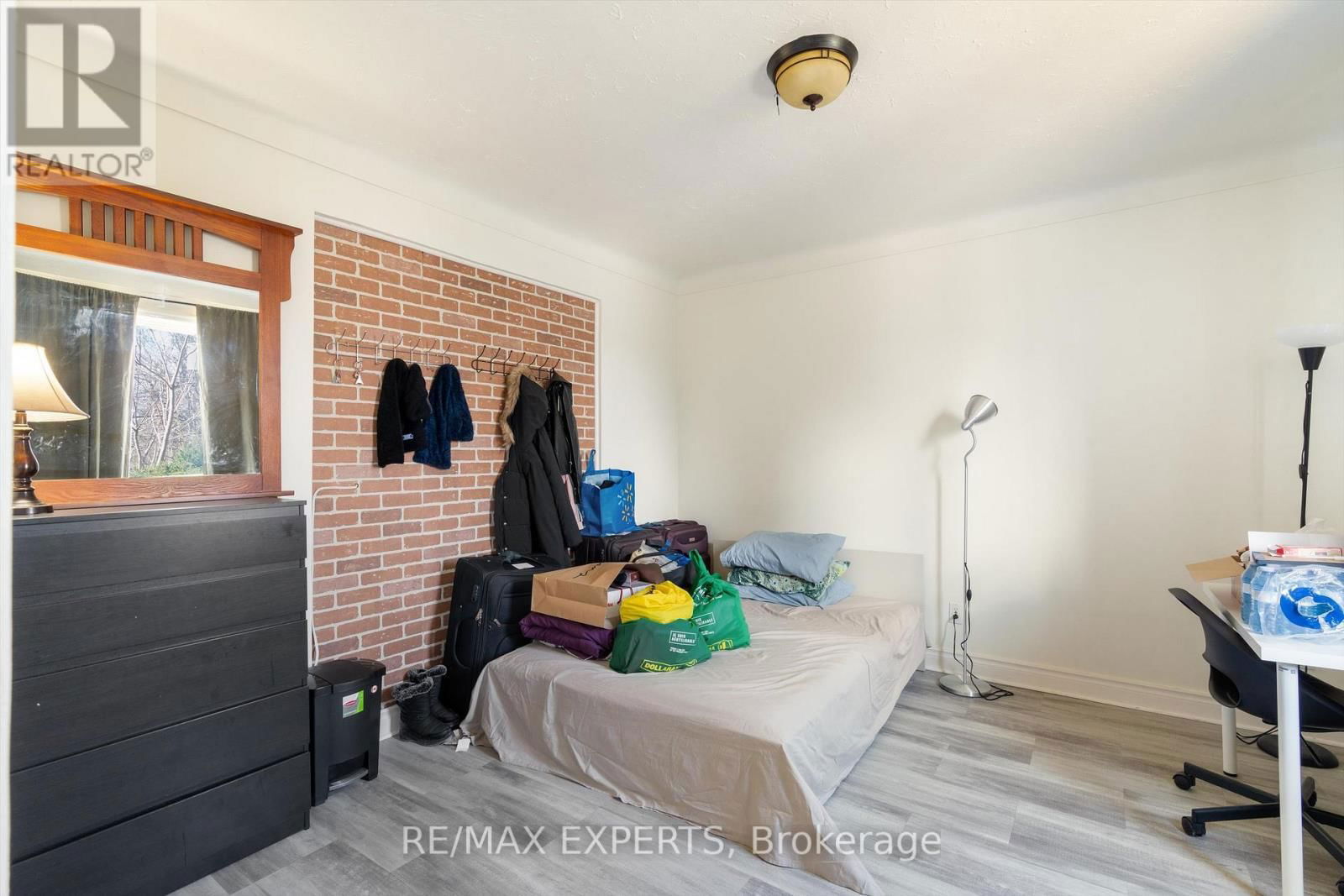 5451 ONTARIO AVENUE Image 10