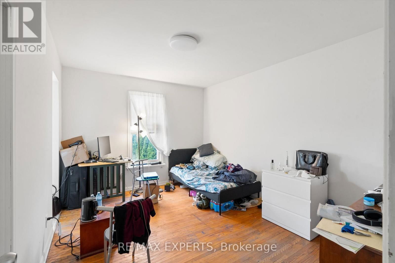5451 ONTARIO AVENUE Image 19