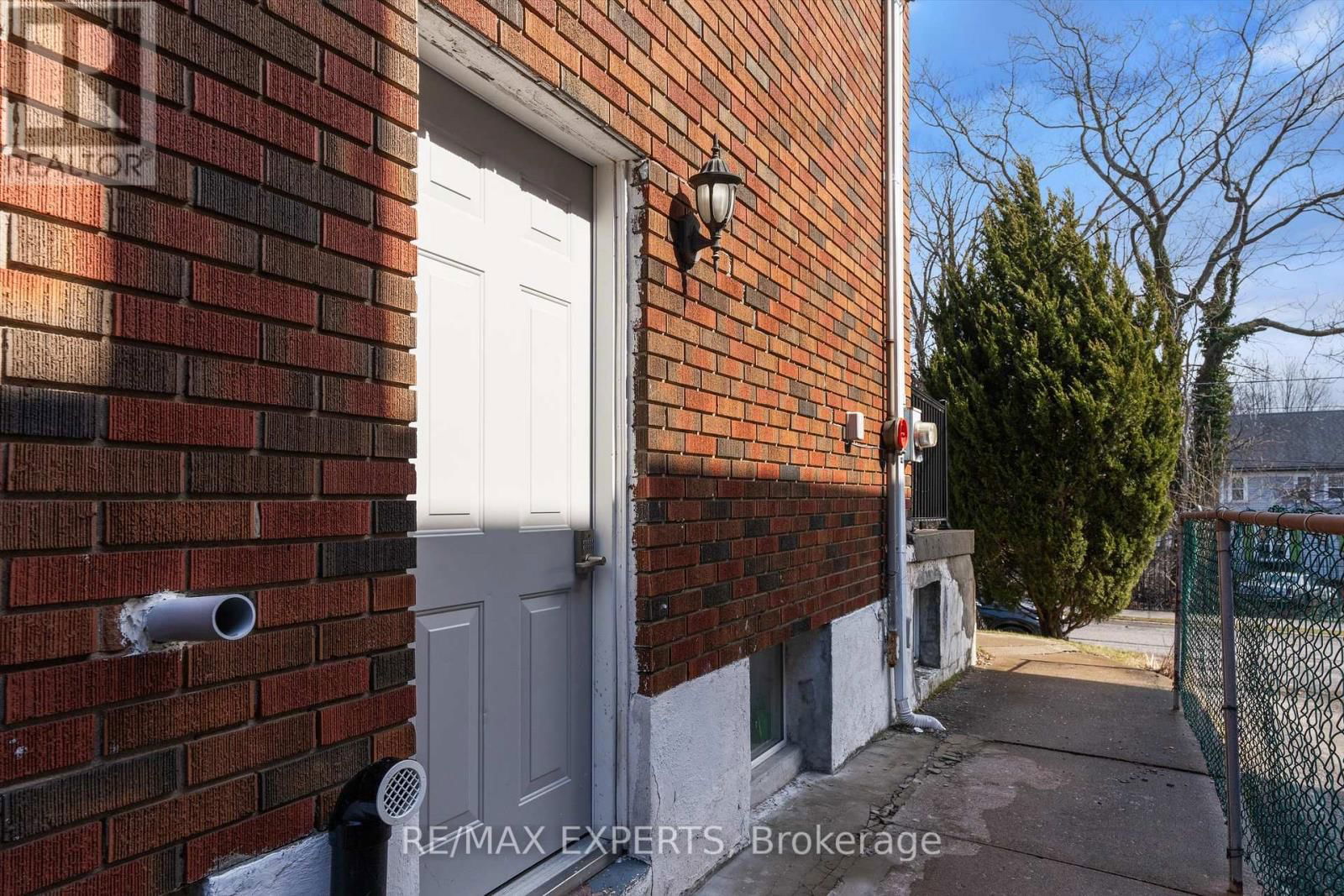 5451 ONTARIO AVENUE Image 28